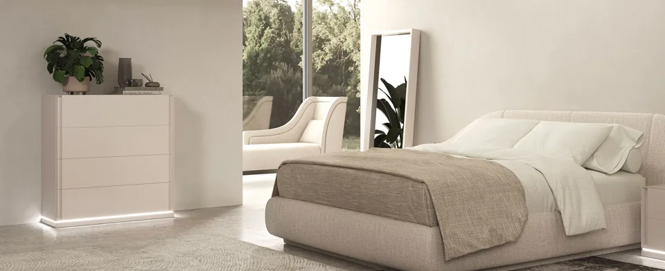 Muebles e interiores